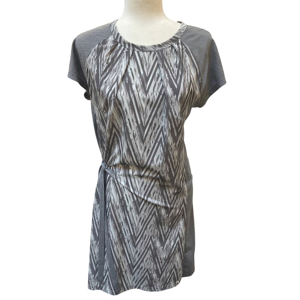 SmartWool Merino Sport Dress Women's Size Small Gray Print Short Sleeve